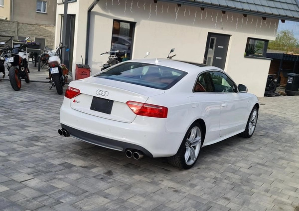 Audi S5 cena 33900 przebieg: 193000, rok produkcji 2009 z Łobżenica małe 781